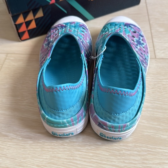 Skechers Cali Gear Turquoise and Purple Shoes NEW IN BOX - Picture 4 of 9